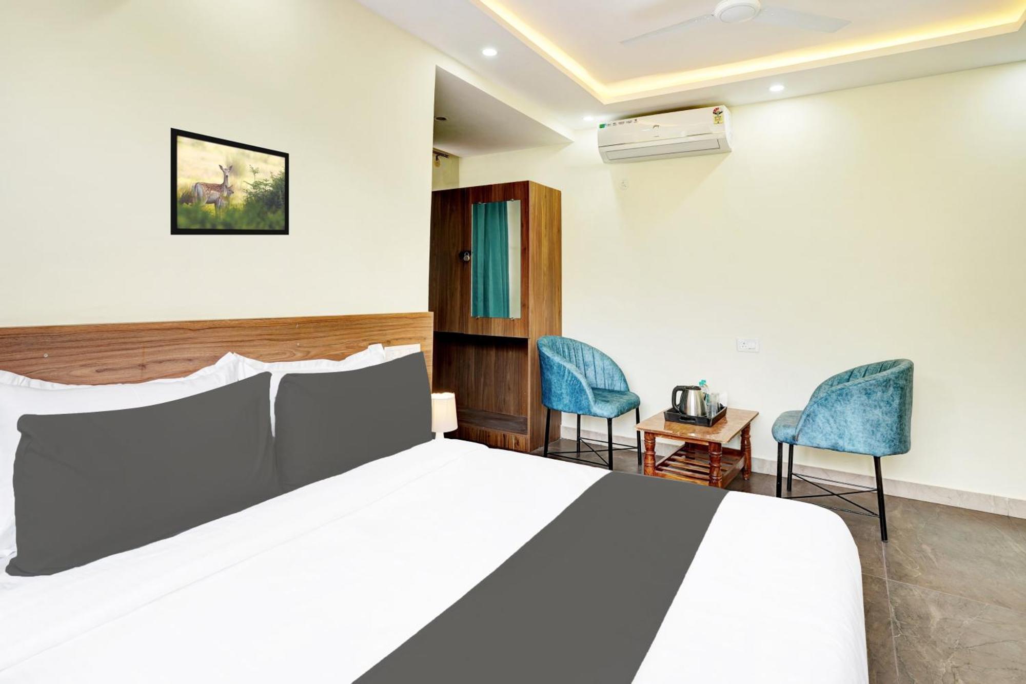 Hotel O Gayathri Metro Deluxe Bengaluru Kültér fotó