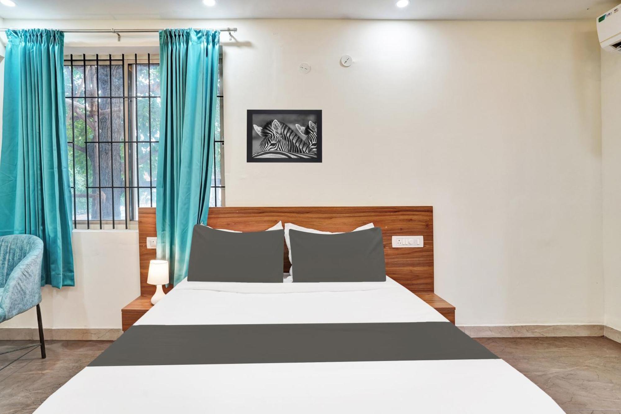 Hotel O Gayathri Metro Deluxe Bengaluru Kültér fotó